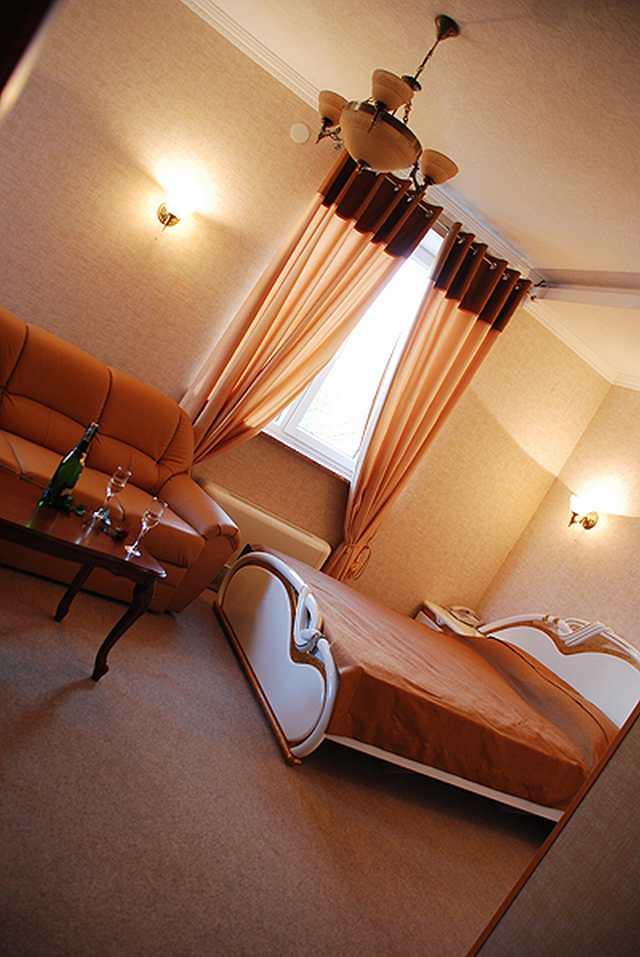 Soborniy Hotel Zaporizhia Exterior photo
